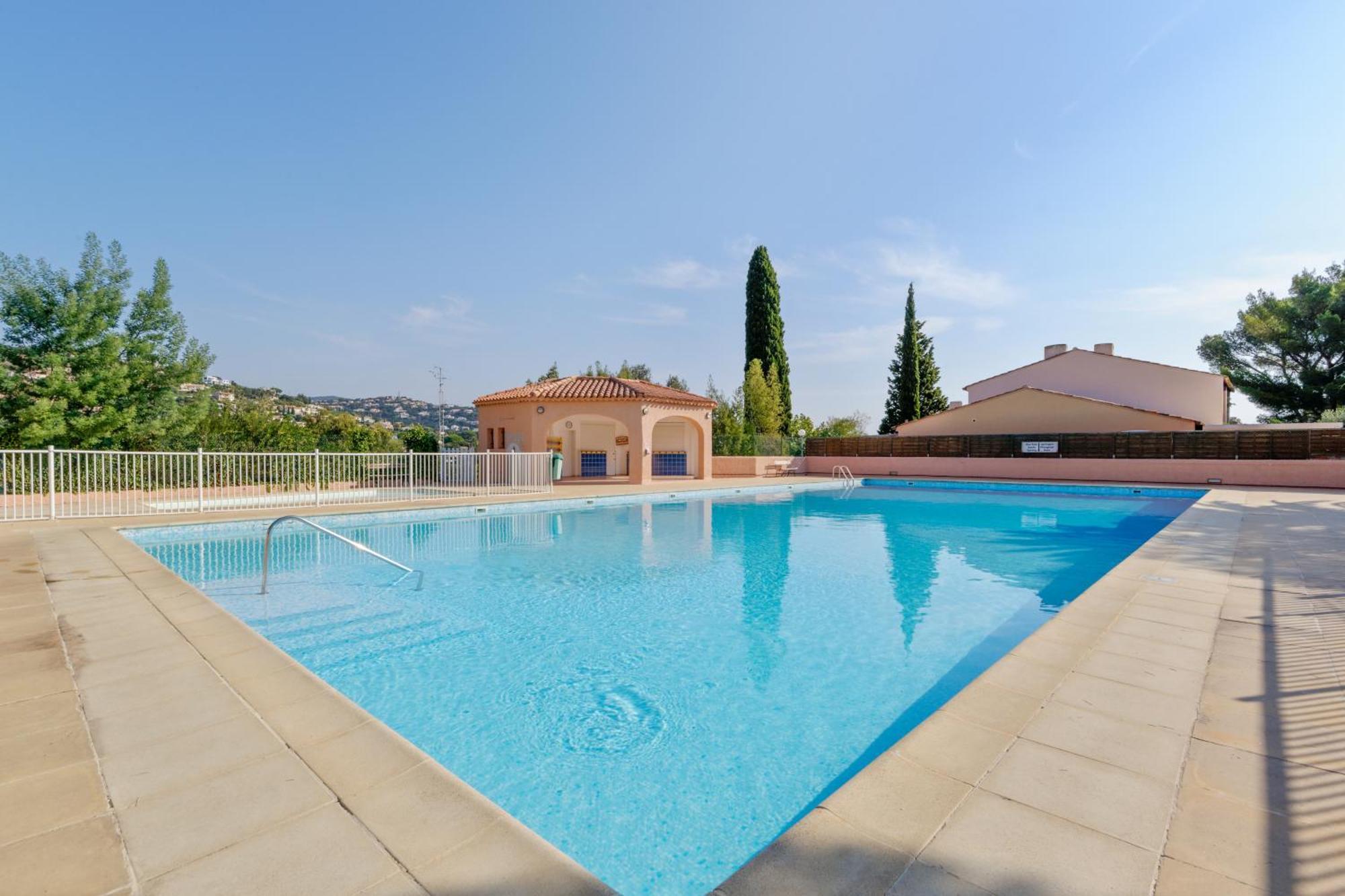 קבלייר-סור-מר Residence Partenaire Le Domaine De Garlande מראה חיצוני תמונה