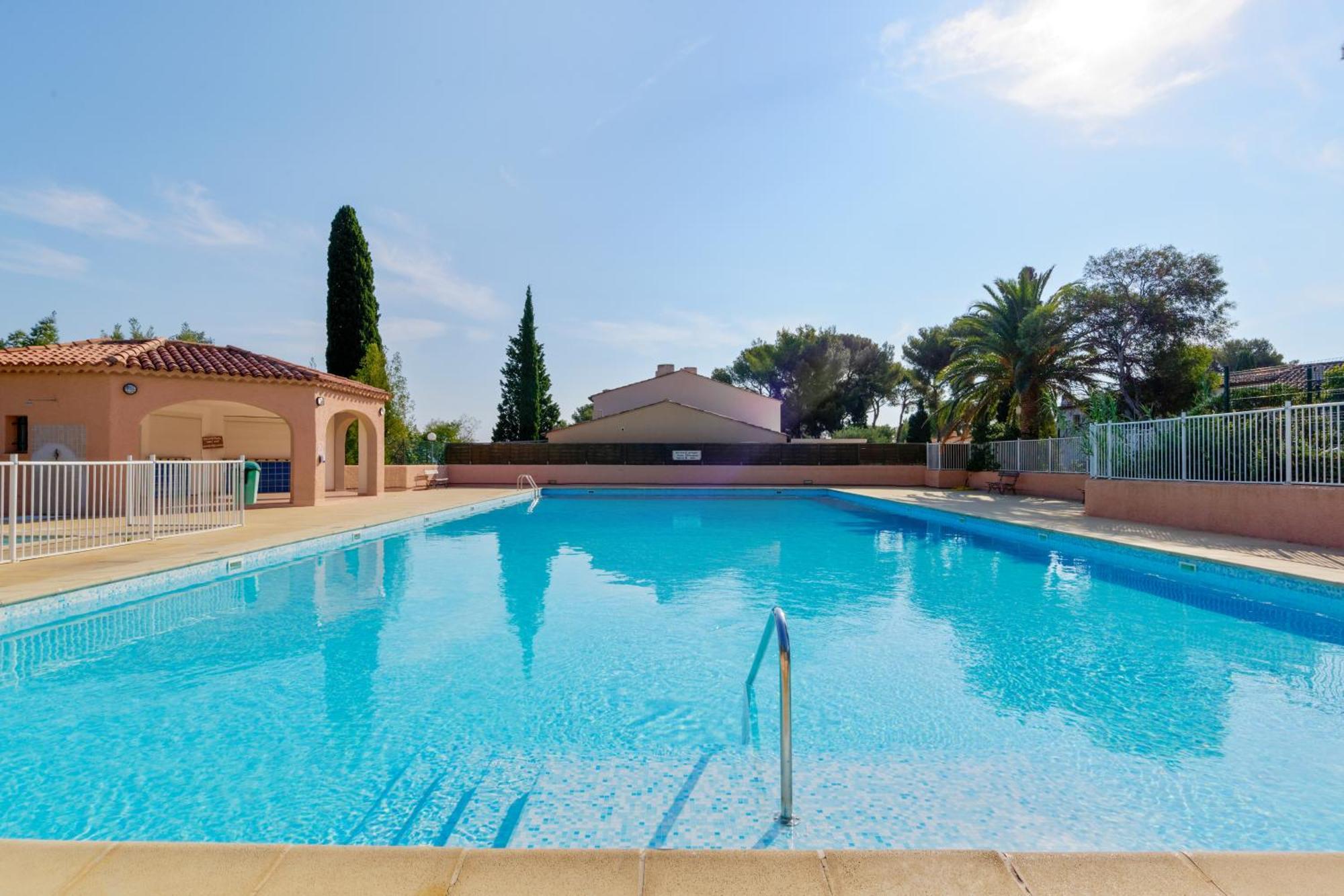 קבלייר-סור-מר Residence Partenaire Le Domaine De Garlande מראה חיצוני תמונה